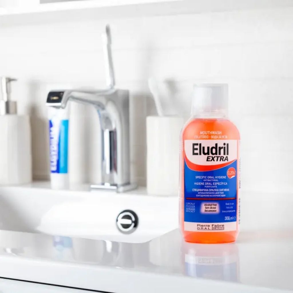 Eludril Extra Colutório Higiene Oral 300ml
