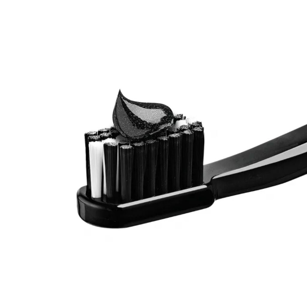 Curaprox Black Is White Kit Pasta Dentífrica Branqueadora 90ml+Escova