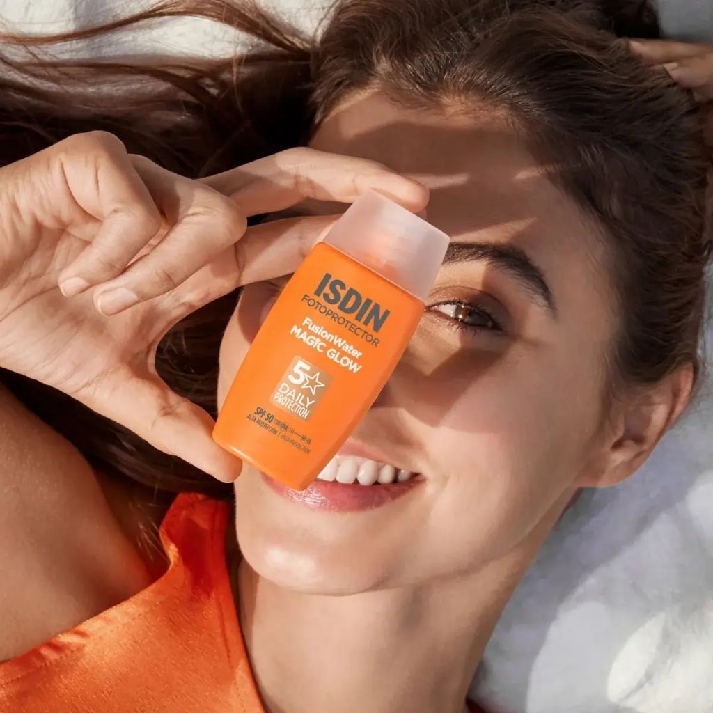 Isdin Fusion Water Magic Glow Fluido Protetor Solar Facial Com Efeito Glow Spf30 50ml